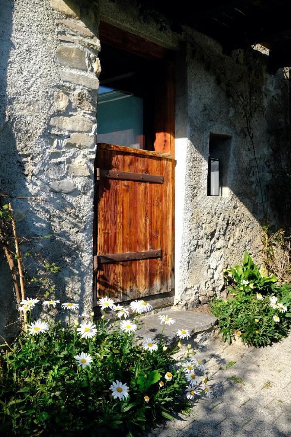 ヴィラール・シュル・オロン La Petite Grangeヴィラ エクステリア 写真